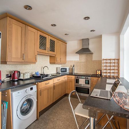 Grosvenor Pad - Lovely 2-Bed Flat - Free On Street Parking Bath Extérieur photo