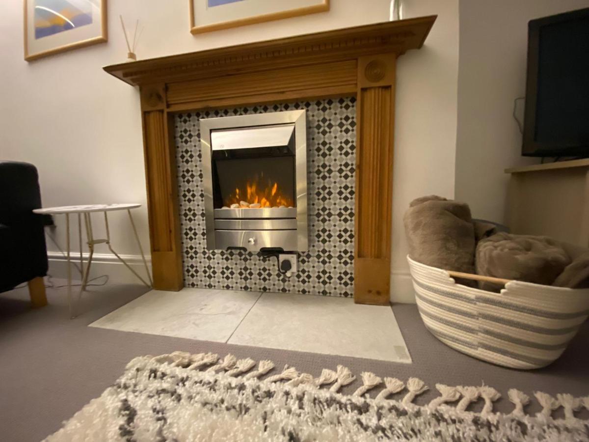 Grosvenor Pad - Lovely 2-Bed Flat - Free On Street Parking Bath Extérieur photo